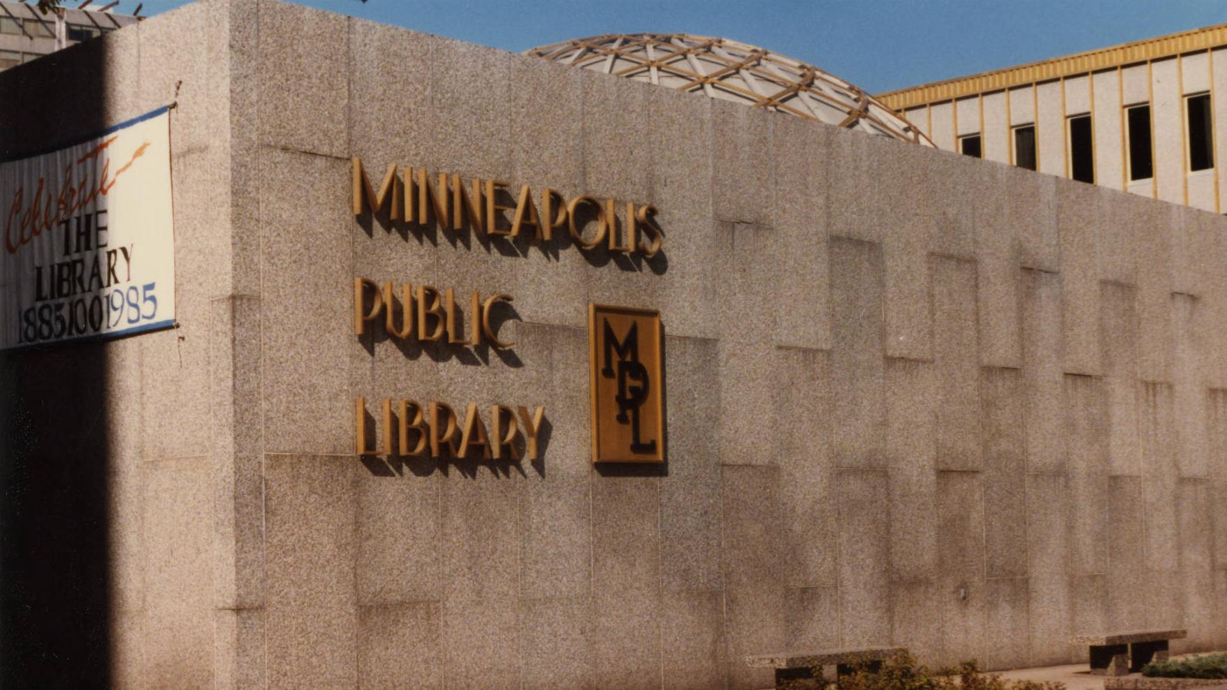 A 1985 photograph of the exterior of the Minneapolis Central Library.