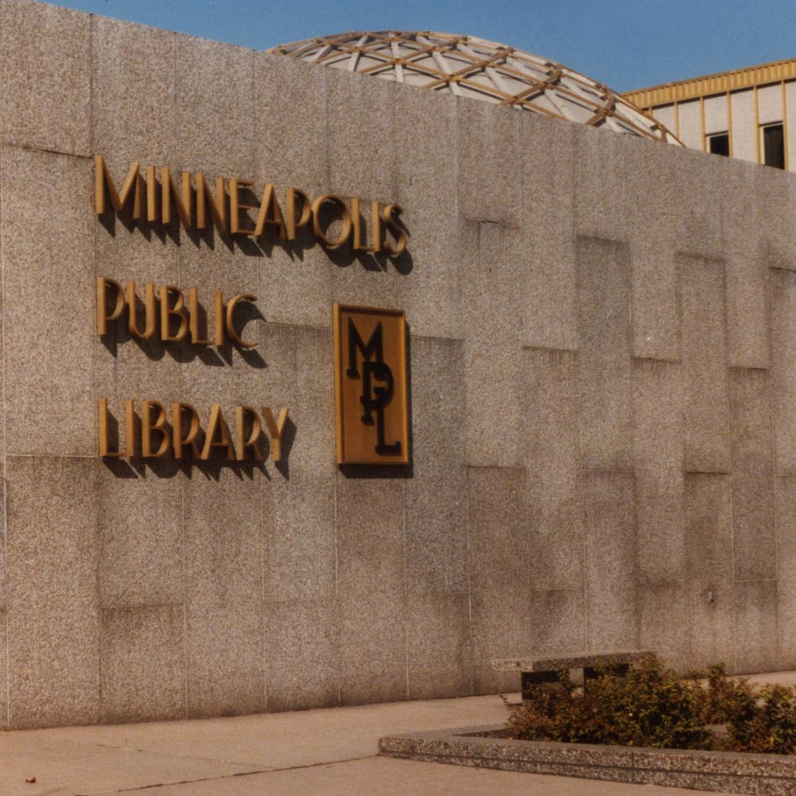 A 1985 photograph of the exterior of the Minneapolis Central Library.