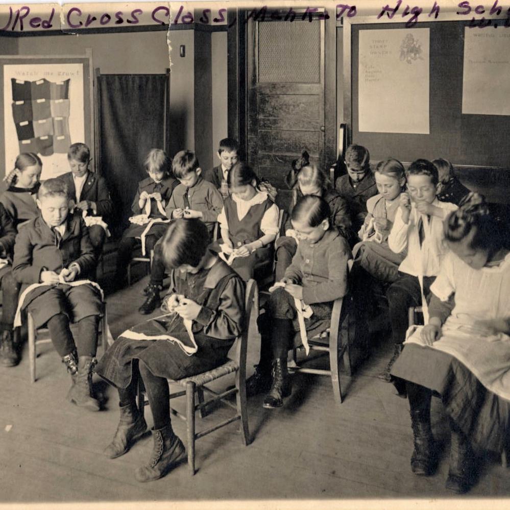 Junior Red Cross Class at Mankato High School during World War I