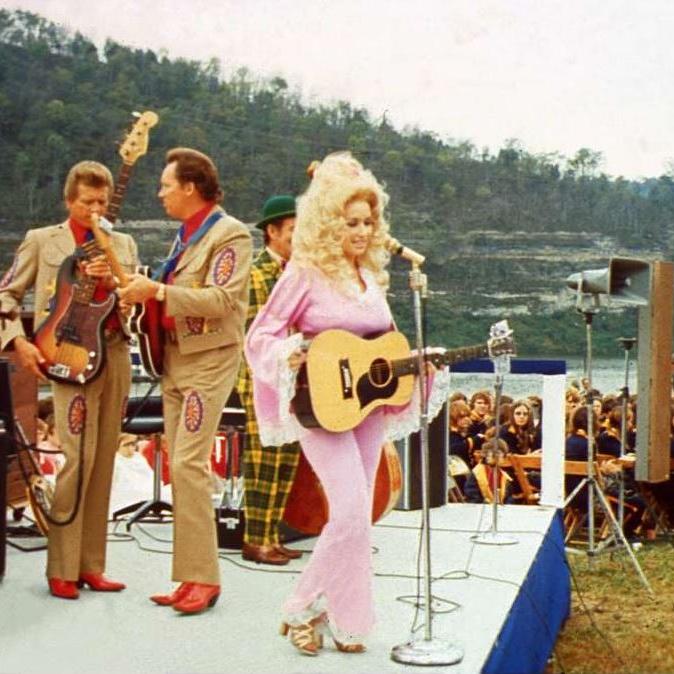 Dolly Parton performs at the Cordell Hull Dam Dedication Oct. 13, 1973.